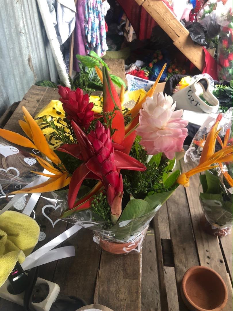 Bouquet de fleurs tropicales