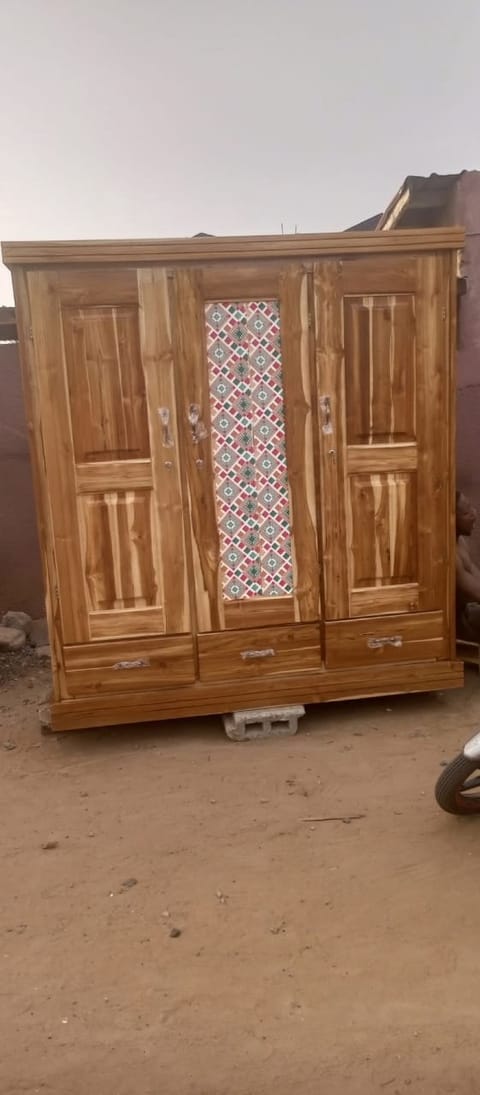 ARMOIRE 3 battants tec 
