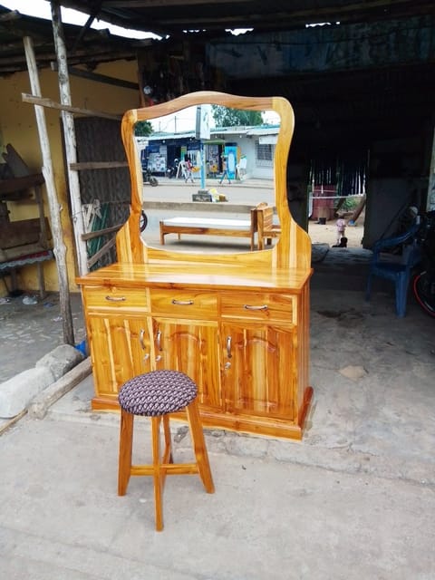 Coiffeuse avec tabouret bois tec 