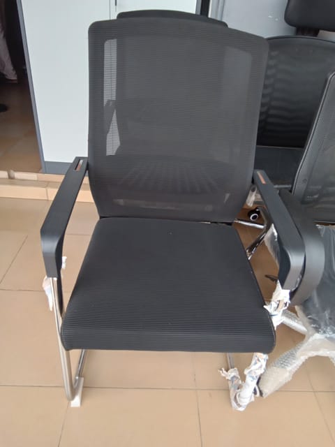 Chaise visiteure 