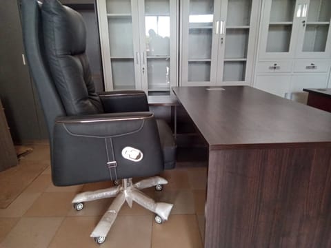 Bureau complet table 1m60 avec retour 