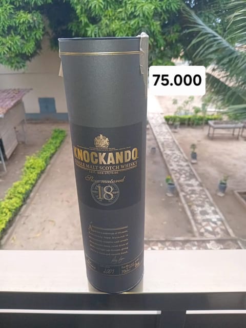 Whiskey knockando