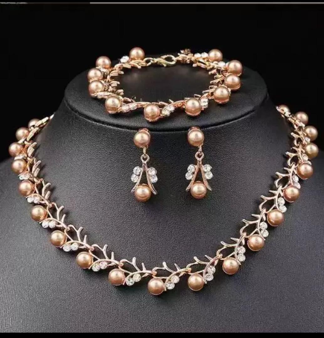 Pearl Jewelry Set