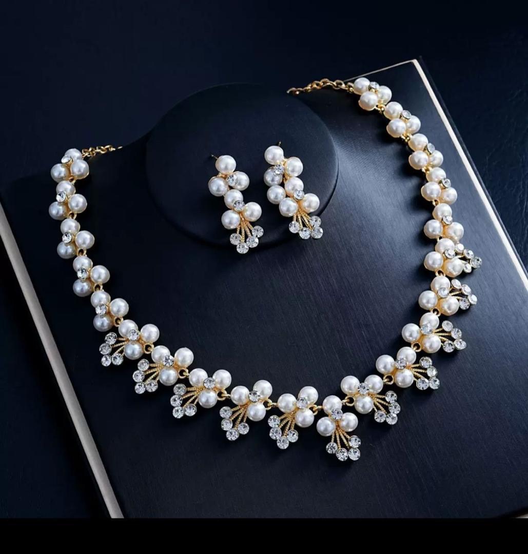 Necklace and Earrings Set